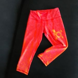 Orange Theory Fitness workout capris